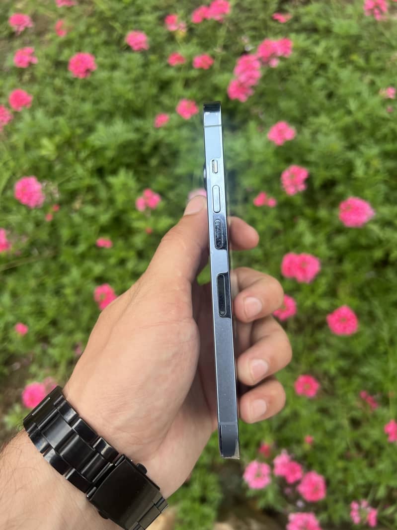 Apple iPhone 13 Pro 7