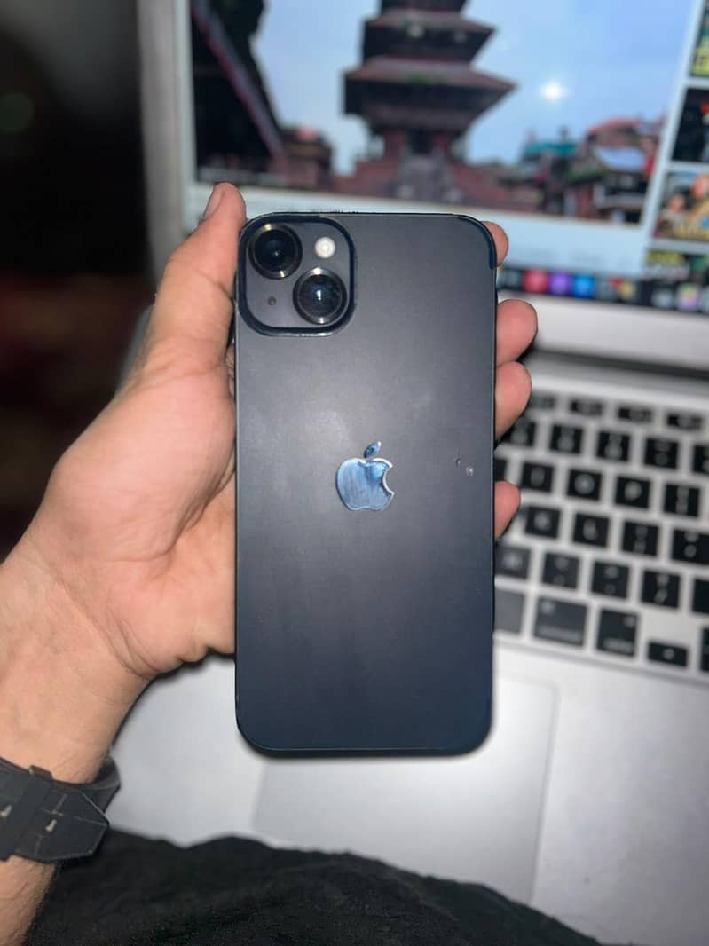 Apple iPhone 14 plus 3
