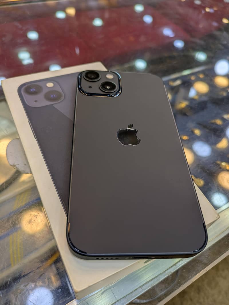 Apple iPhone 13 mini 0