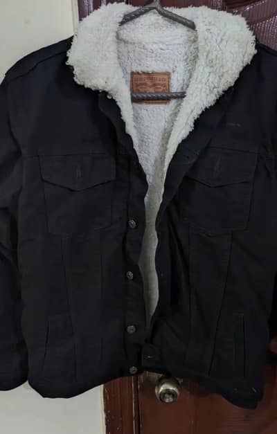 Black Heavy Denim Jacket  from Levi's- Fresh Condition