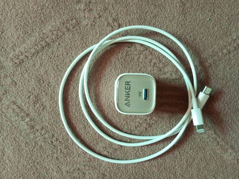 Apple iPhone 13 1