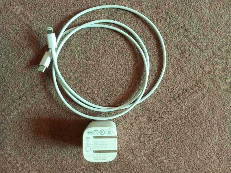 Apple iPhone 13 5