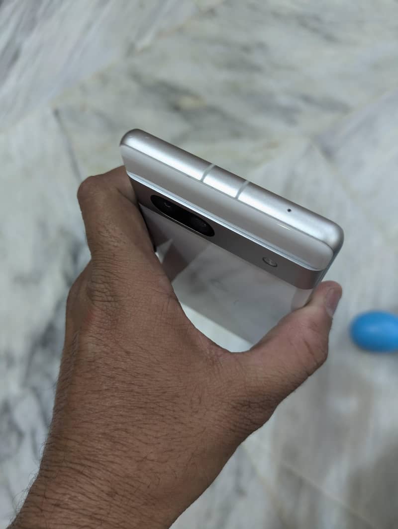 Google Pixel 7a 6