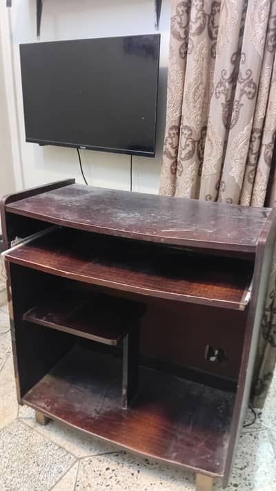 computer table