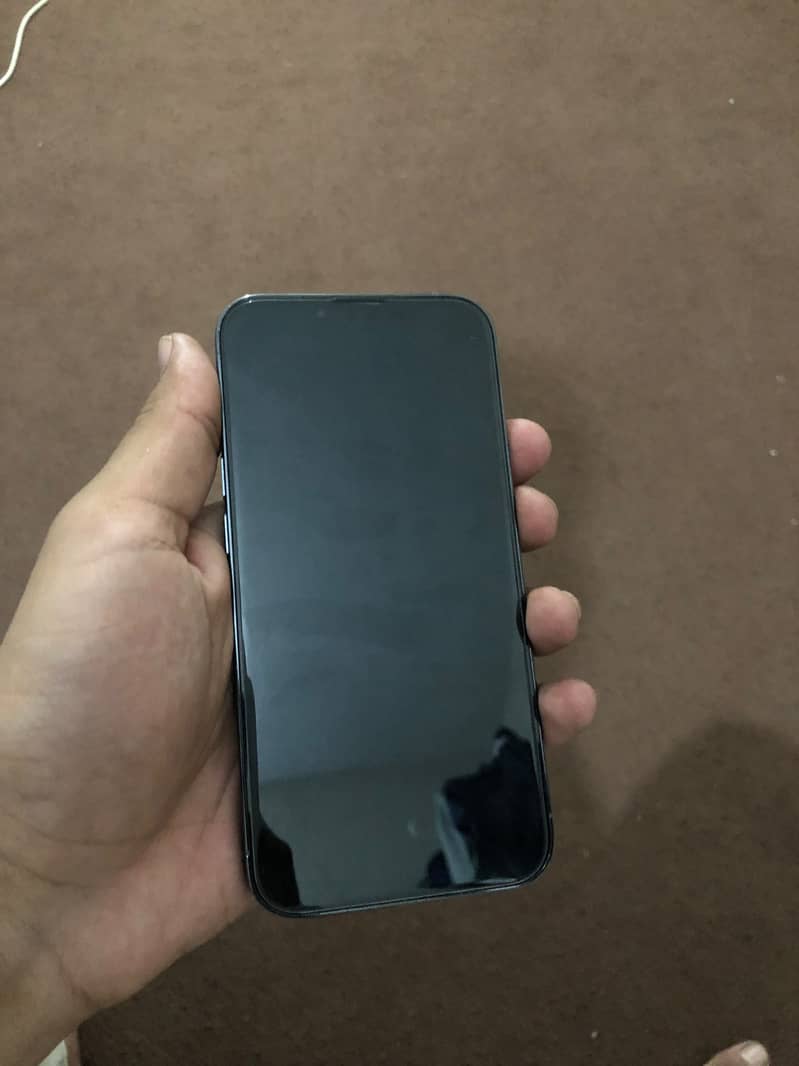 Apple iPhone 13 Pro 2
