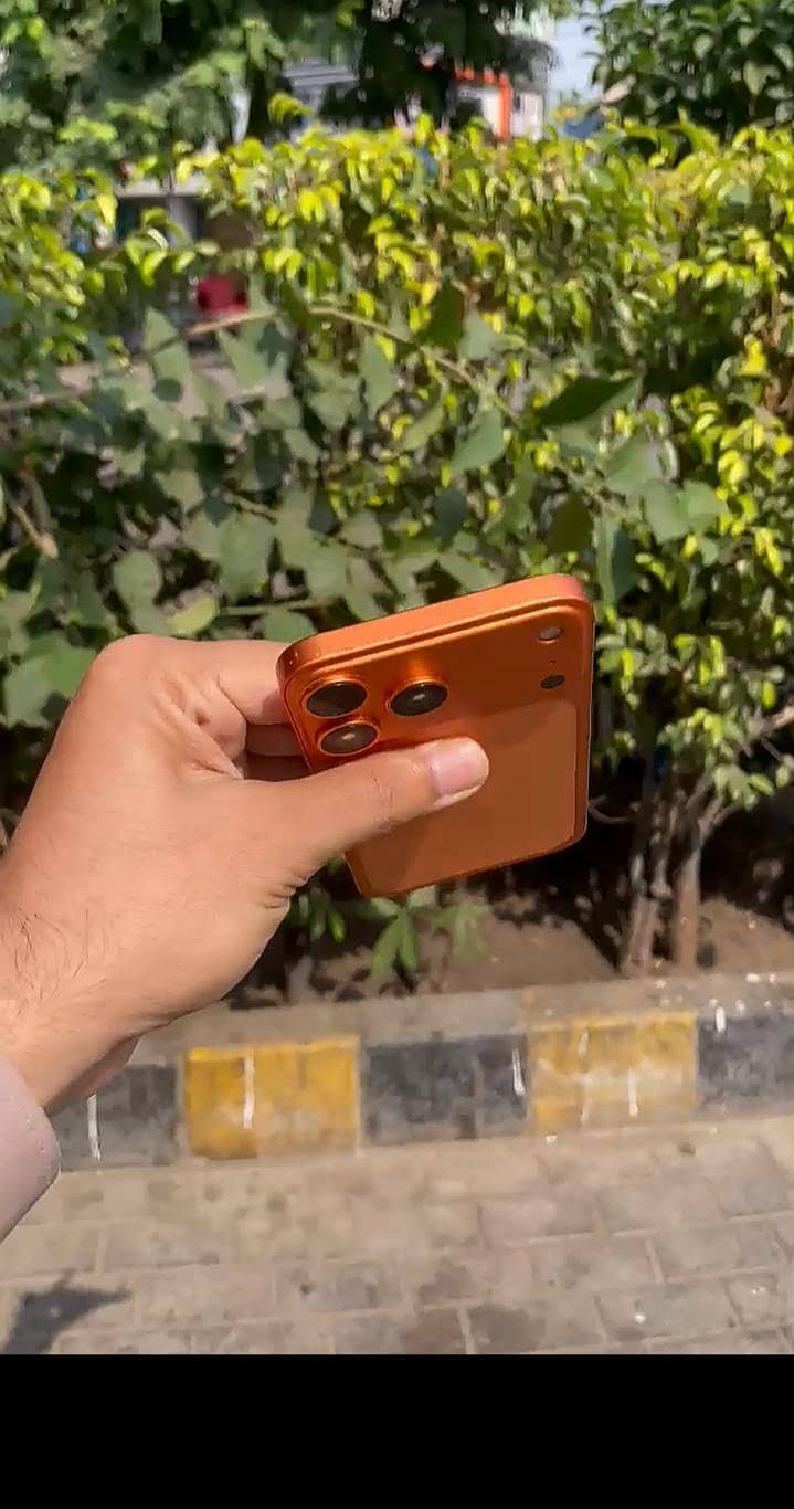 Apple iPhone 11 3