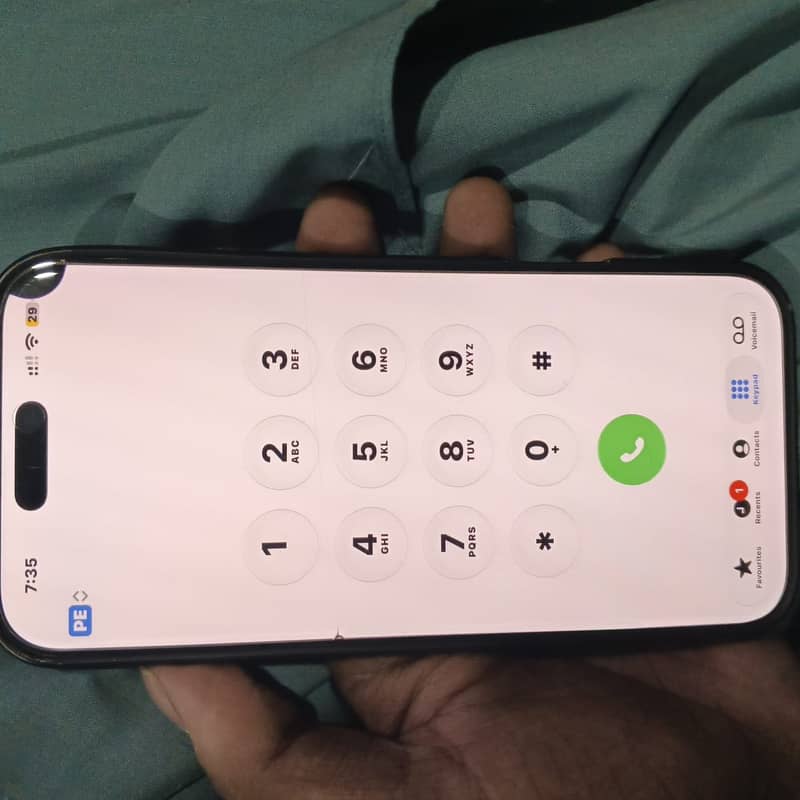 Apple iPhone 16 Pro Max 0