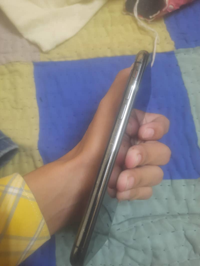 Apple iPhone X 1