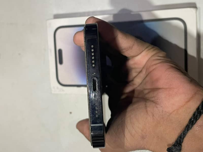 Apple iPhone 14 Pro Max 1