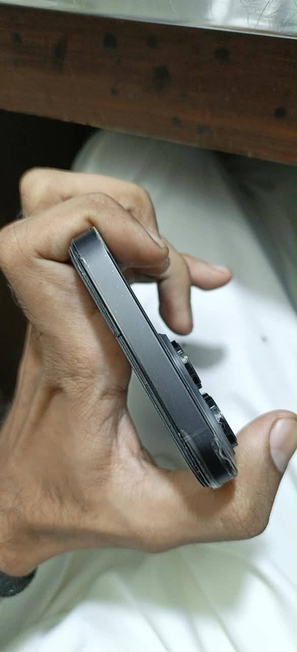 Apple iPhone 14 Pro Max 2
