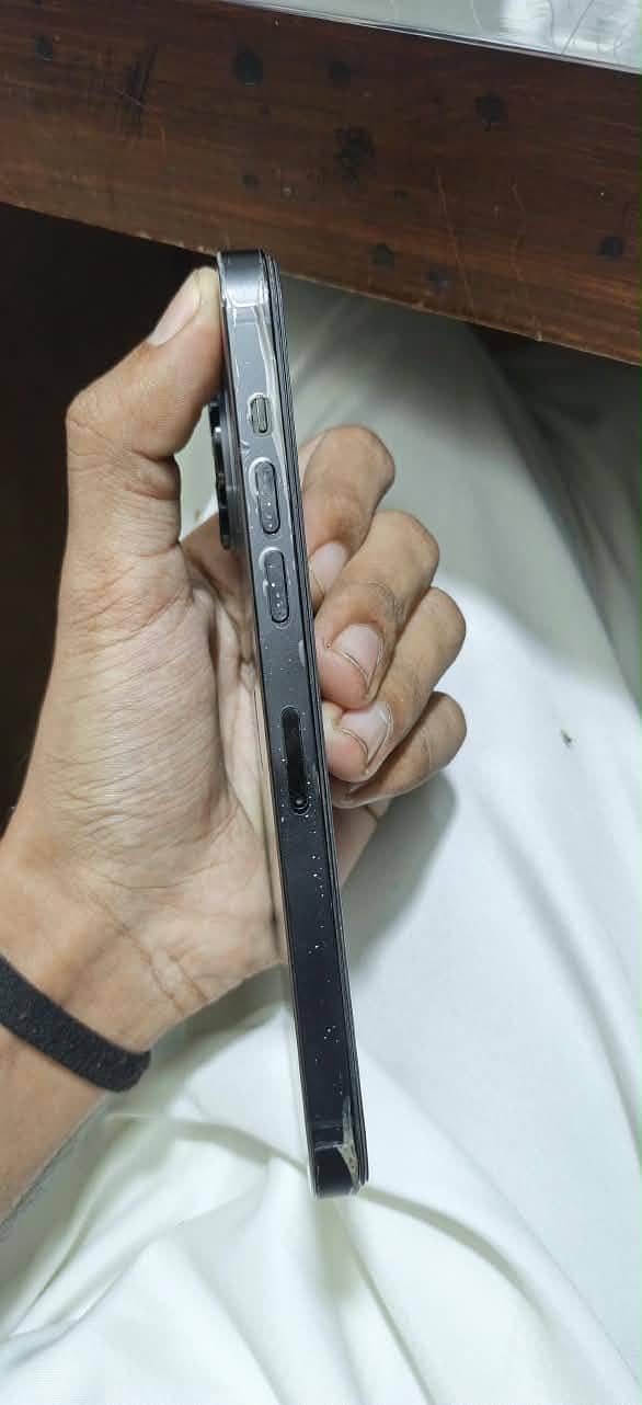 Apple iPhone 14 Pro Max 5