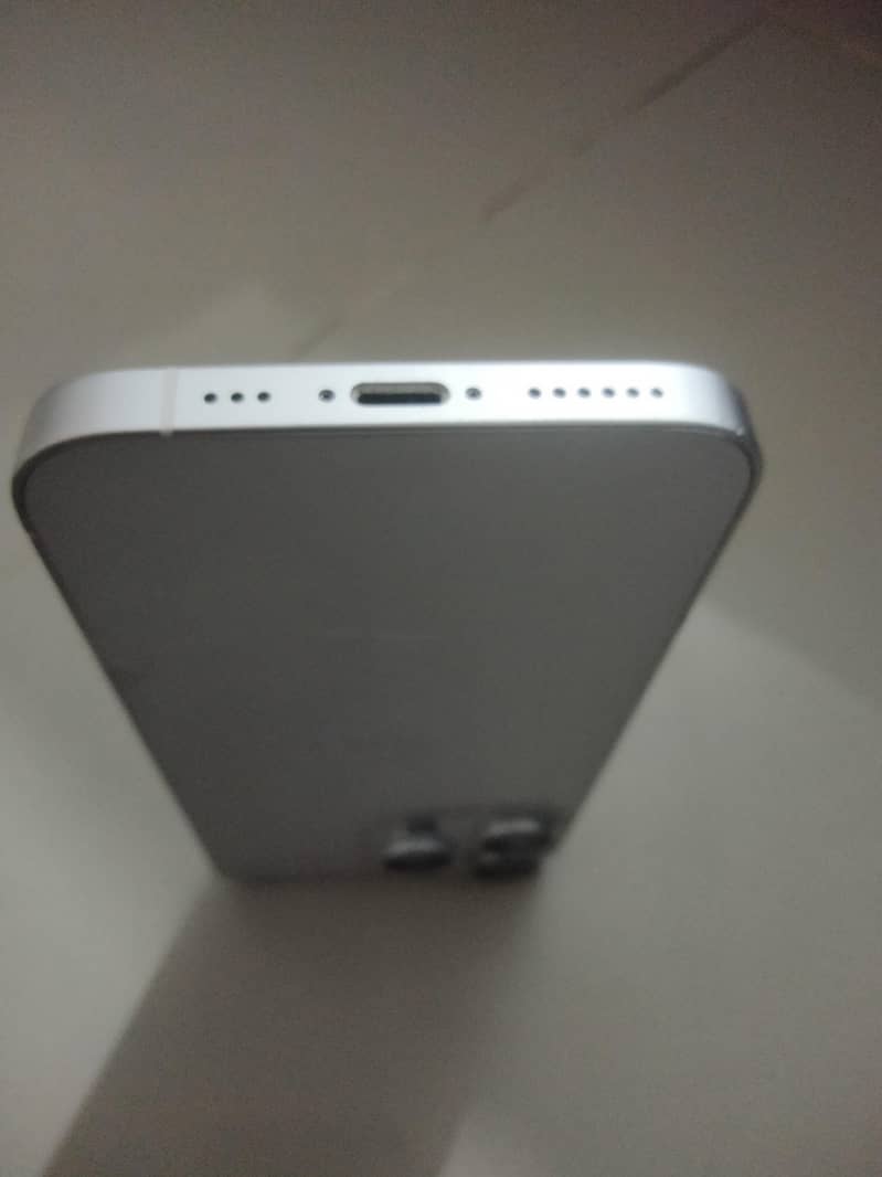 Apple iPhone X 3