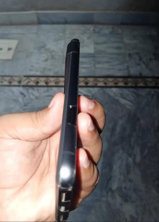 Google Pixel 8 1
