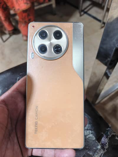 Tecno CAMON 30