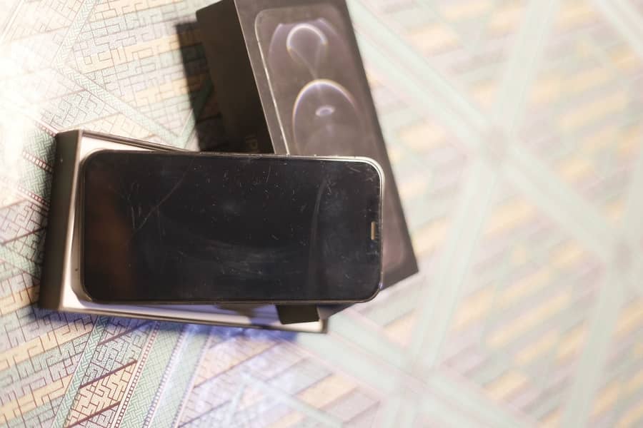 iPhone 12 Pro 1