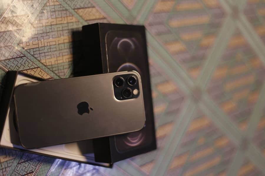 iPhone 12 Pro 6