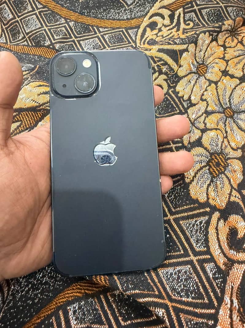 Apple iPhone 13 0