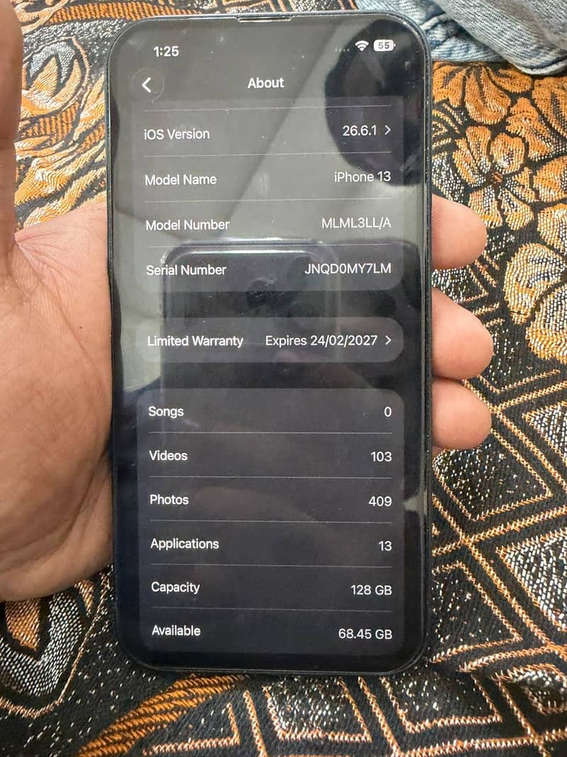 Apple iPhone 13 8
