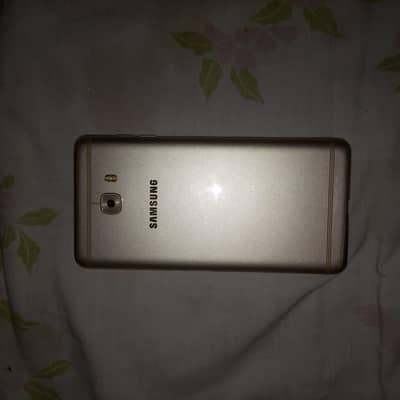 Samsung c9 pro 6gb with 64gb all ok