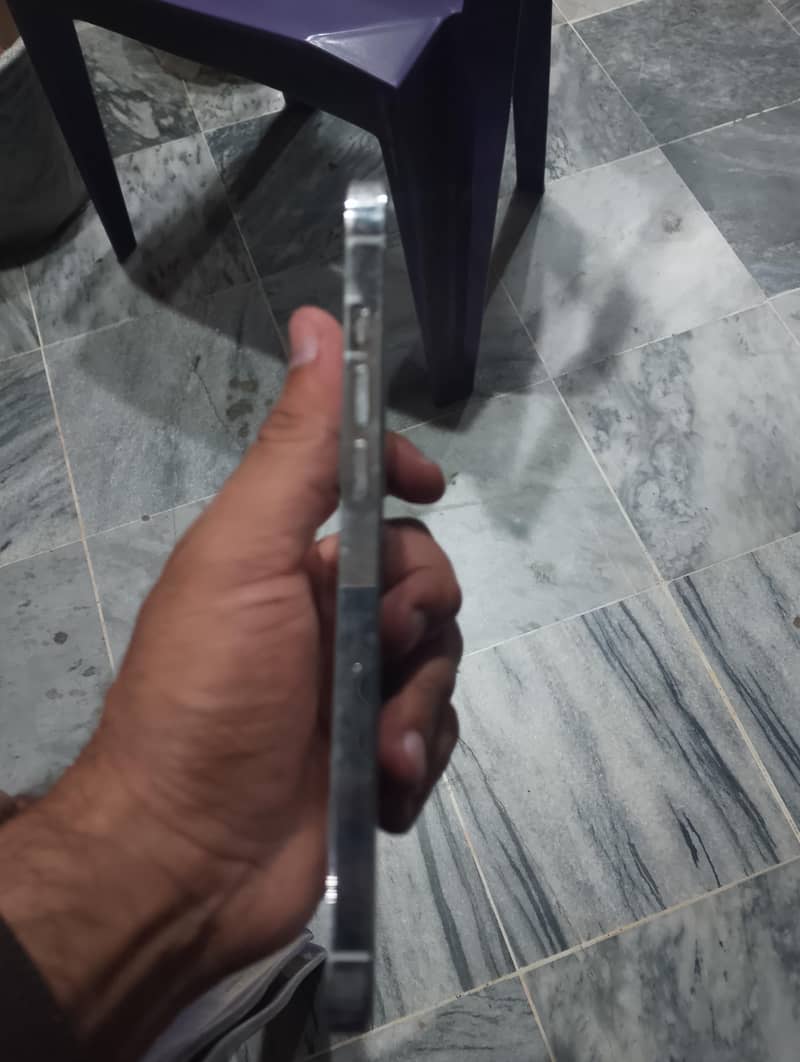 Apple iPhone 12 Pro Max 1