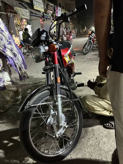 Honda 125 25 model for sale urgent