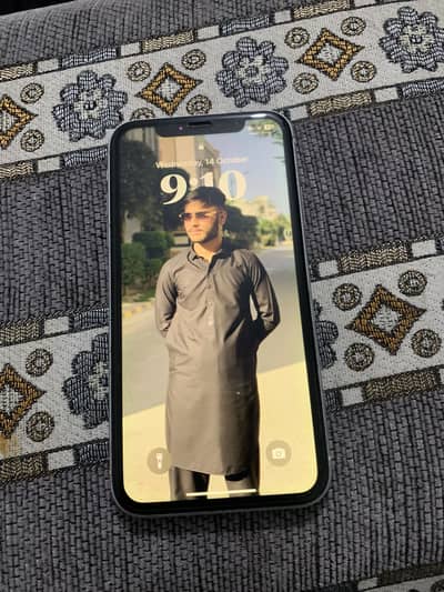 Apple iPhone XR