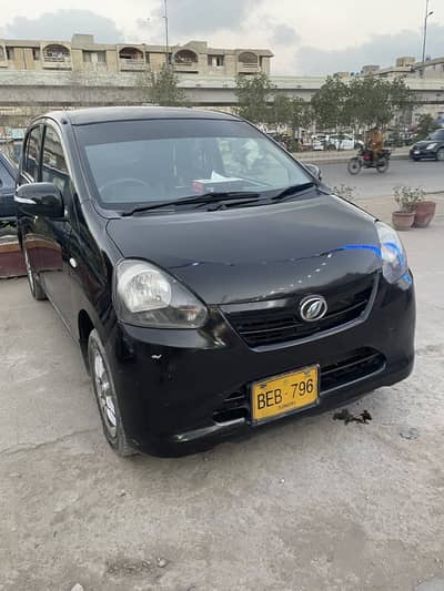 Daihatsu Mira 2012
