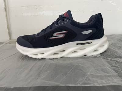  Original Skechers GO RUN Swirl Tech – Imported from Australia