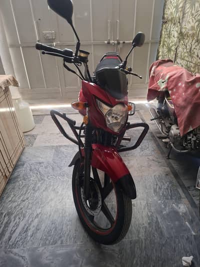 SUZUKI GR 150
