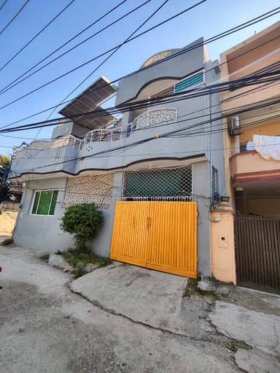6 Marla corner Double Story House available for Rent In caltex Road all facilities