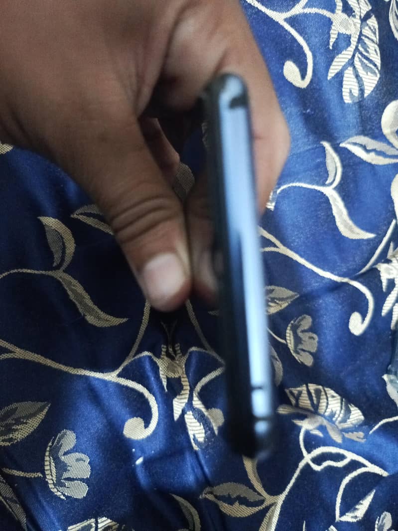 Vivo V21e 1