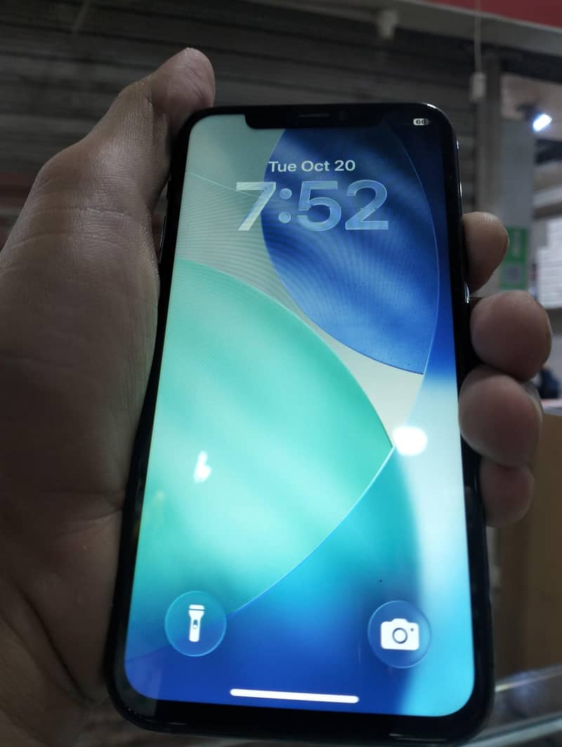 Apple iPhone 11 Pro 3