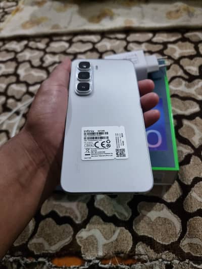 Infinix Hot60i Complete box