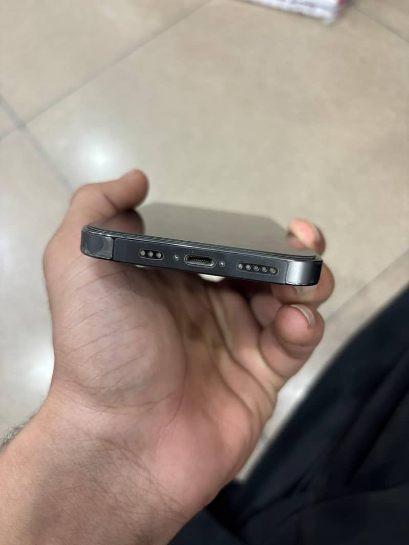 Apple iPhone 13 Pro 0