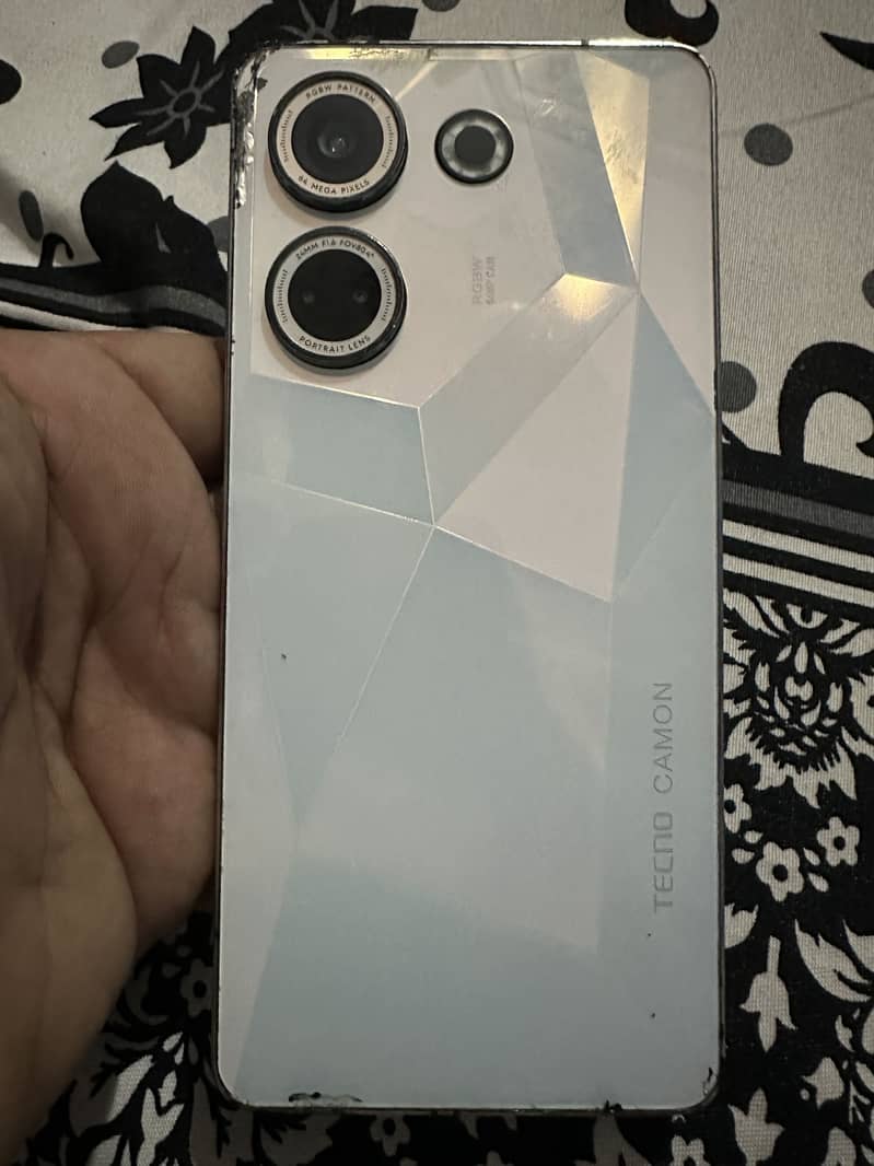Tecno CAMON 20 4