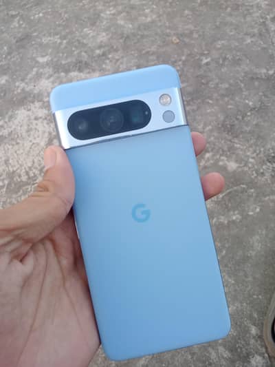Google Pixel 8 Pro