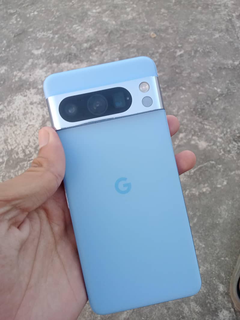 Google Pixel 8 Pro 0