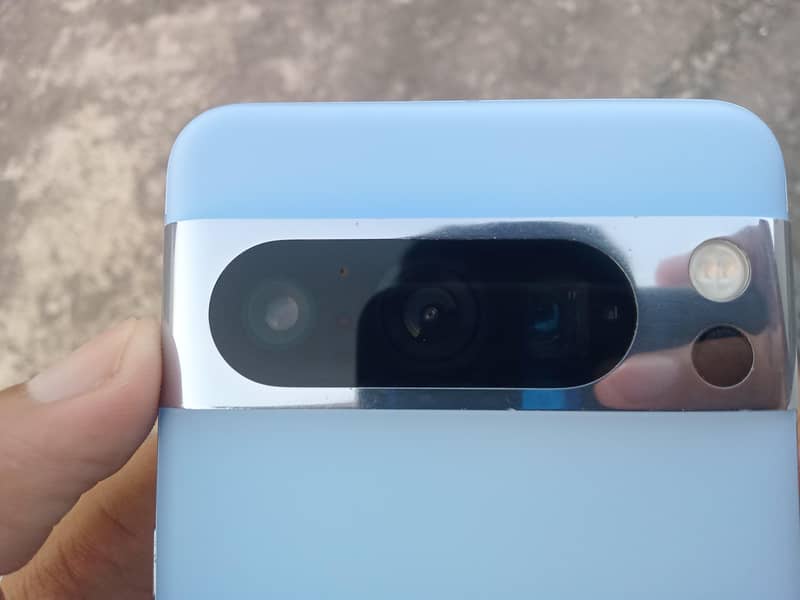 Google Pixel 8 Pro 1