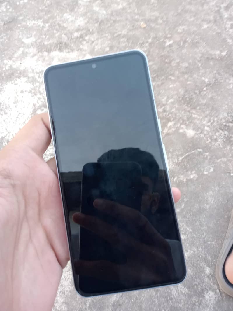 Google Pixel 8 Pro 2
