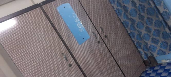3 Door wardrobe for sale - good Condition