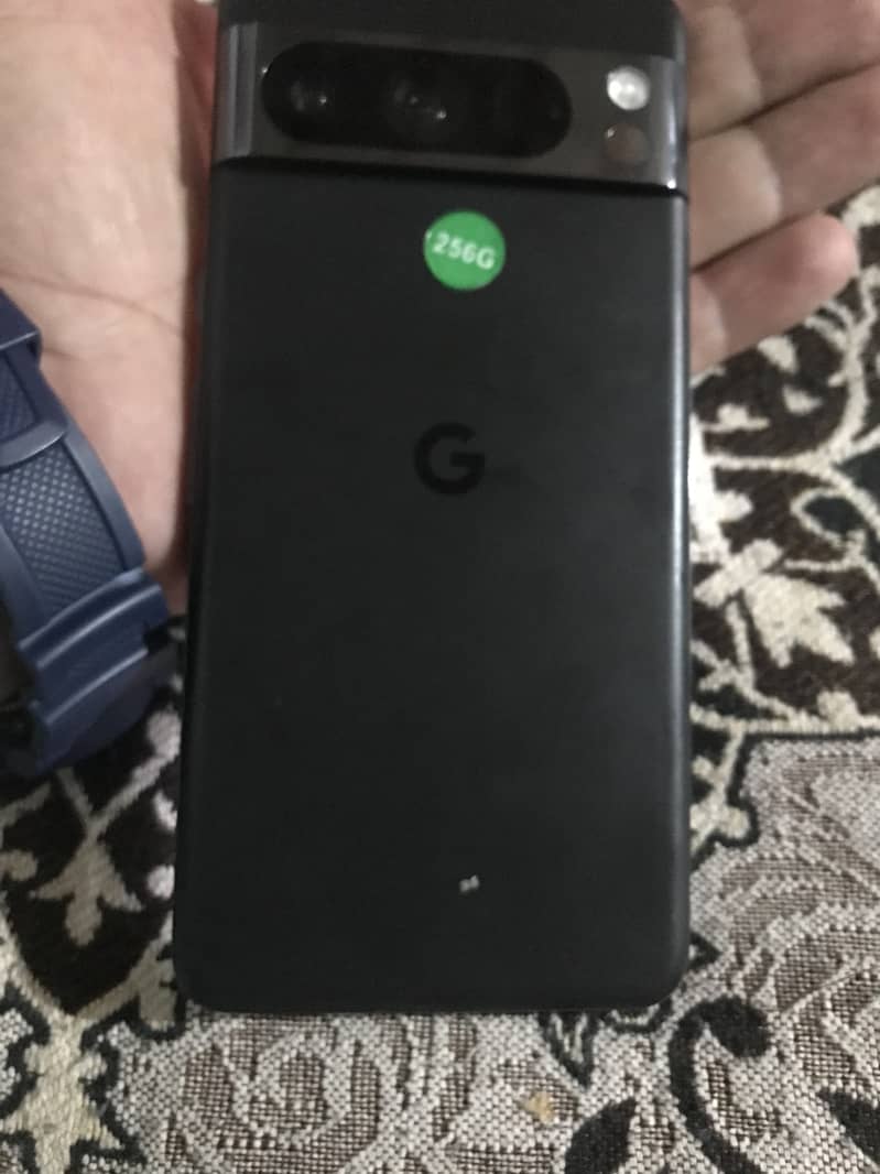 Google Pixel 8 Pro 1