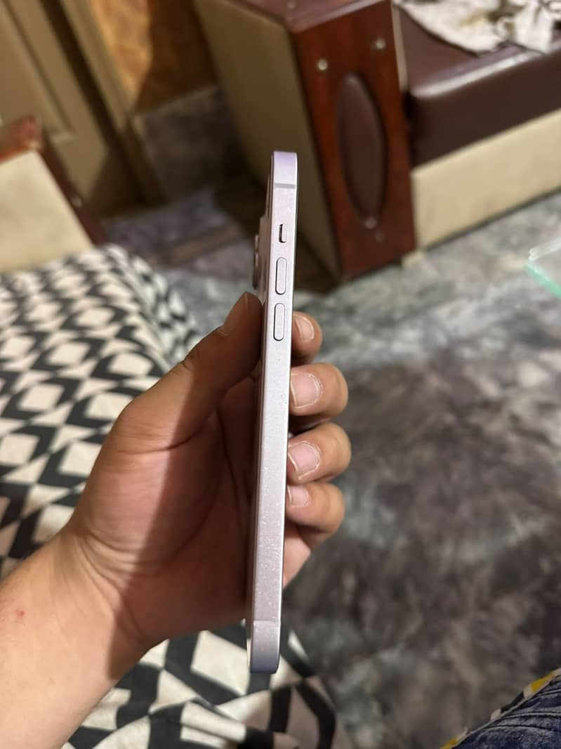 Apple iPhone 14 plus 3