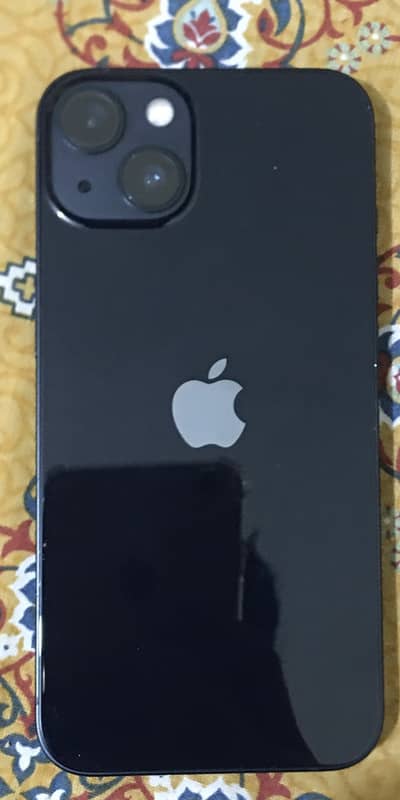 Apple iPhone 13