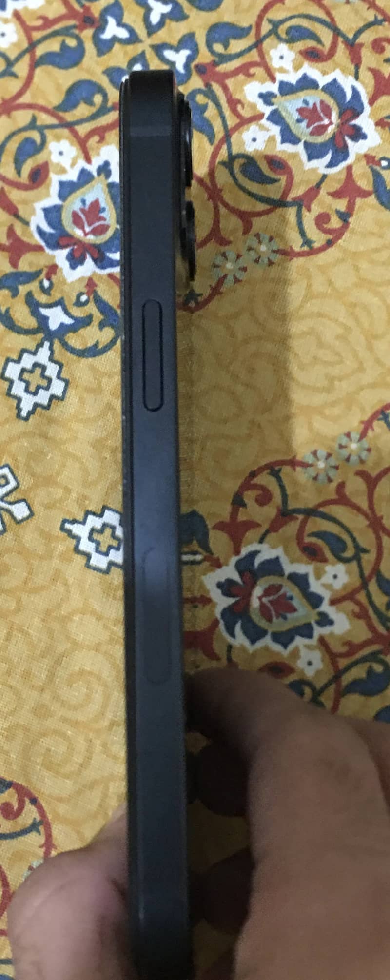 Apple iPhone 13 2