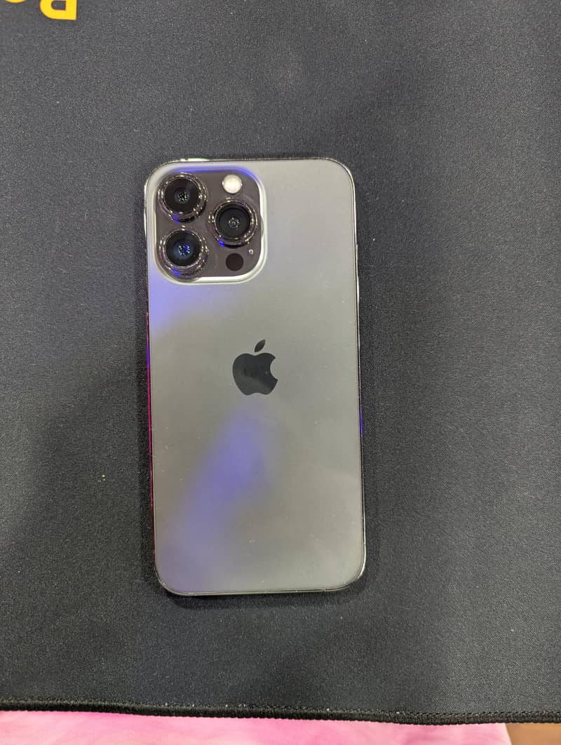 Apple iPhone 13 Pro 1