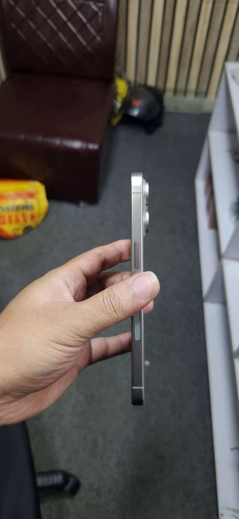Apple iPhone 15 Pro Max 1