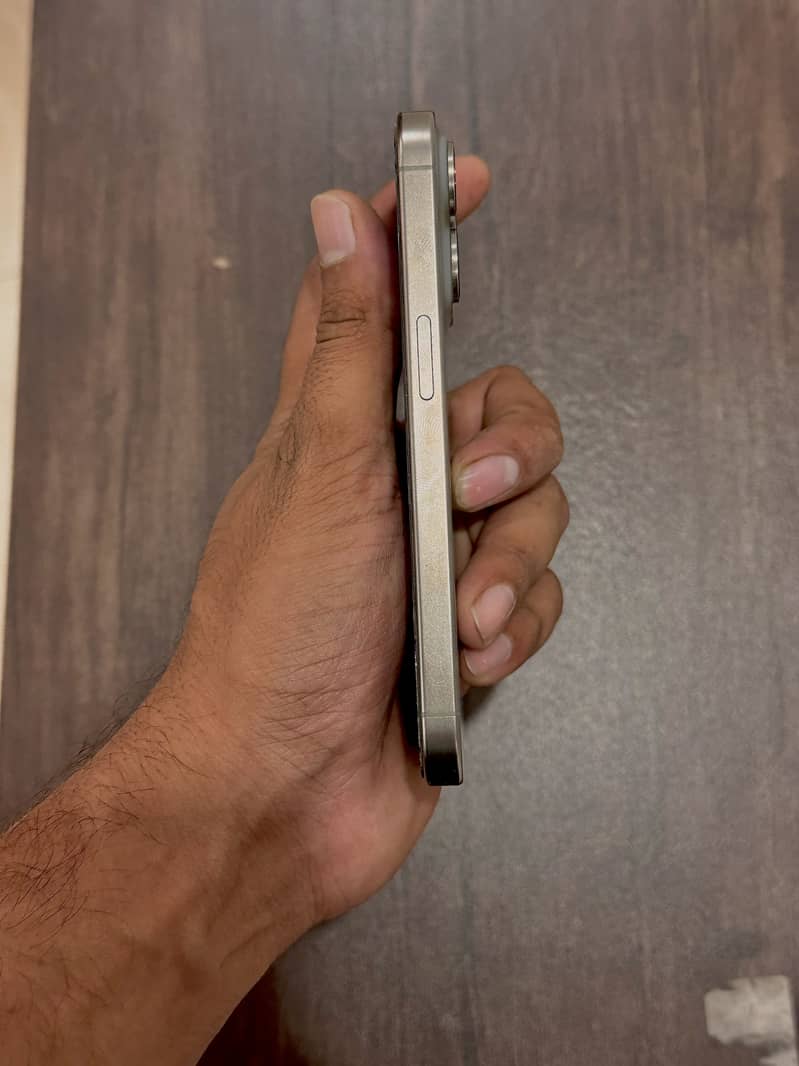 Apple iPhone 15 Pro 5