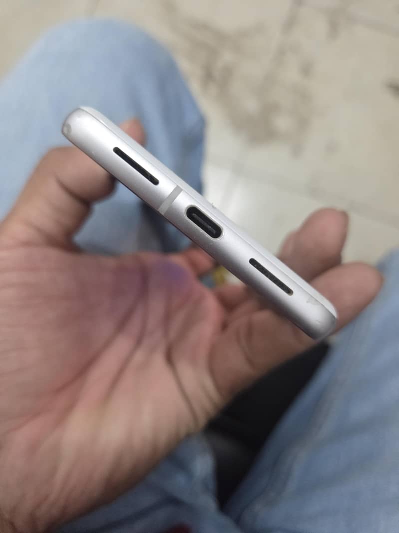 Google Pixel 7 6