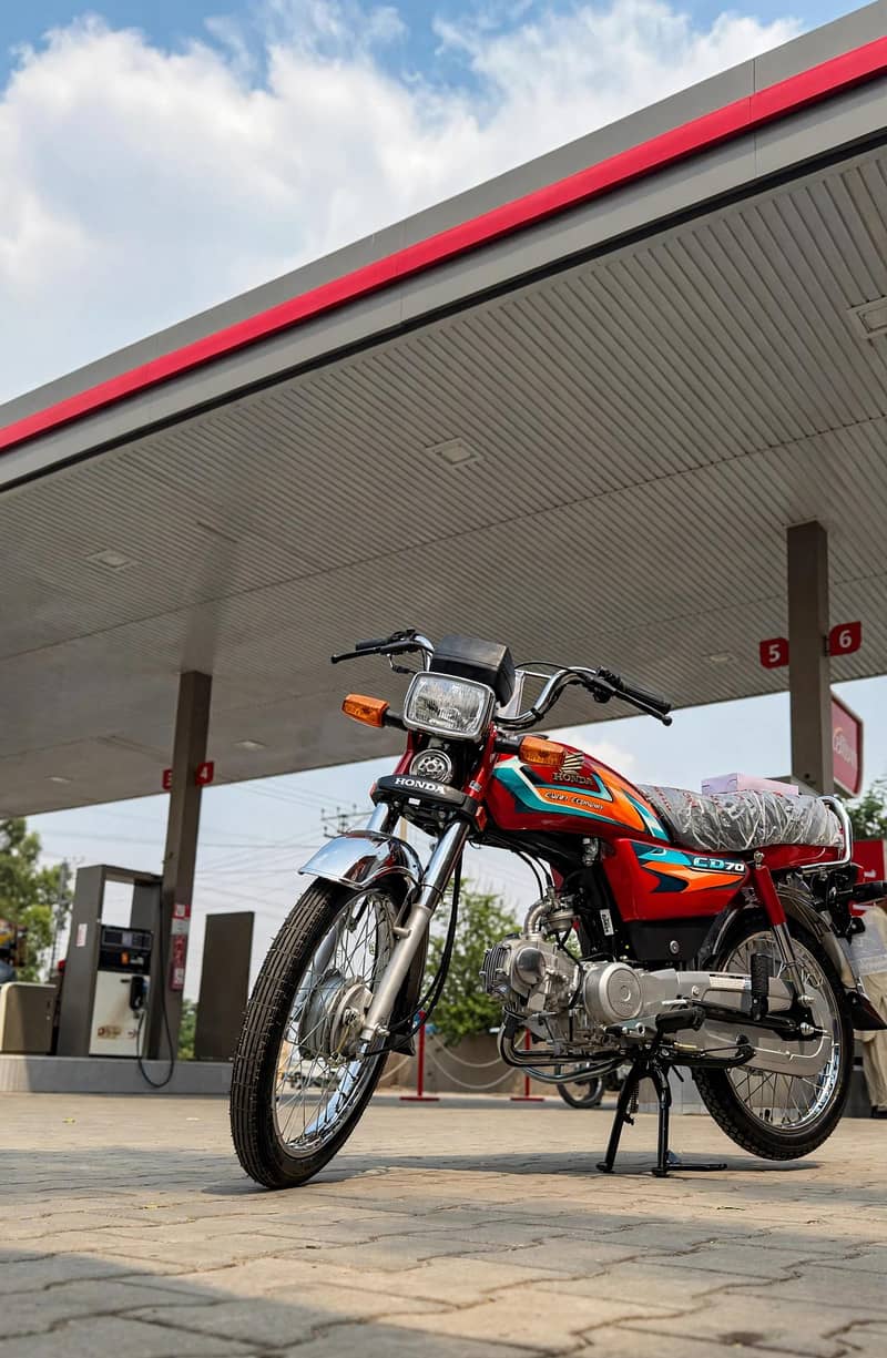 Honda CD70 0