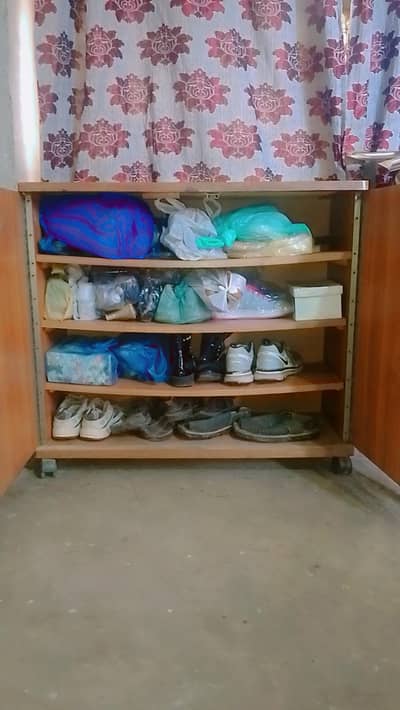 shoe rack